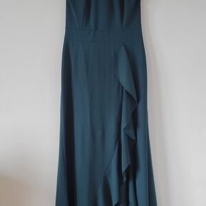 Elegant Teal Sleeveless Gown